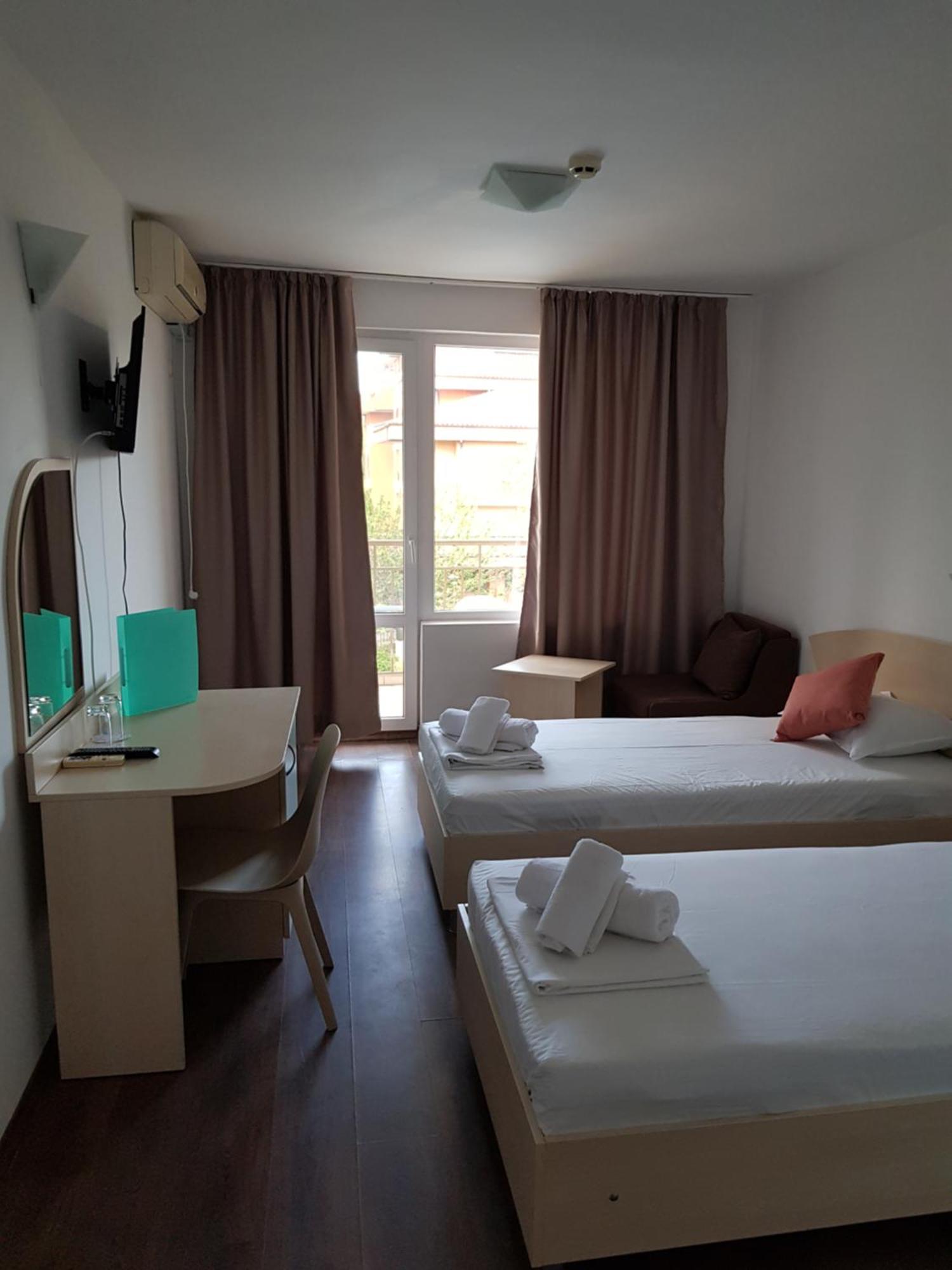 Family Hotel Magnolia Солнечный берег Экстерьер фото